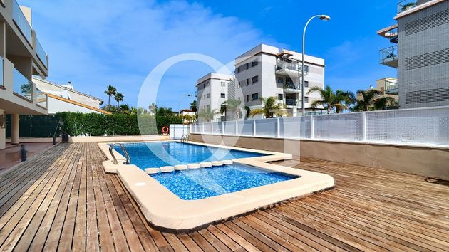 Foto 2 de Venta de casa en Oliva Nova de 3 habitaciones con terraza y piscina