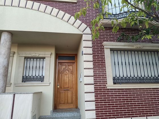 Foto 1 de Casa adosada en venta en avenida De José Sánchez Cerezo de 4 habitaciones con terraza y garaje