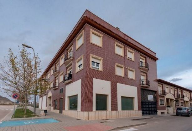 Foto 2 de Dúplex en venta en avenida De José Sánchez Cerezo de 4 habitaciones con terraza y garaje