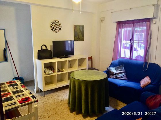 Foto 2 de Alquiler de piso en El Juncal - Av. de la Paz de 3 habitaciones con muebles