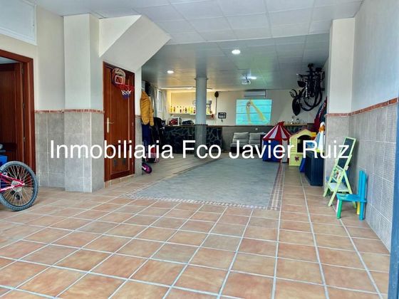 Foto 1 de Venta de dúplex en Villafranca de los Barros de 3 habitaciones con terraza y garaje