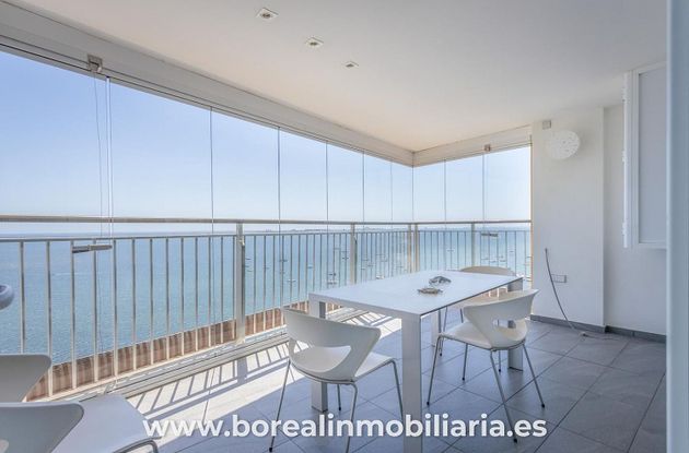 Foto 2 de Venta de piso en Santiago de la Ribera de 2 habitaciones con terraza y aire acondicionado