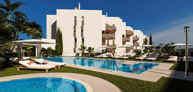 Foto 1 de Àtic en venda a Urbanización Santa Rosa de 3 habitacions amb terrassa i piscina