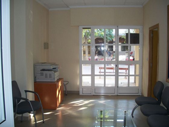 Foto 2 de Local en venta en calle Cristóbal de Las Pinas con aire acondicionado