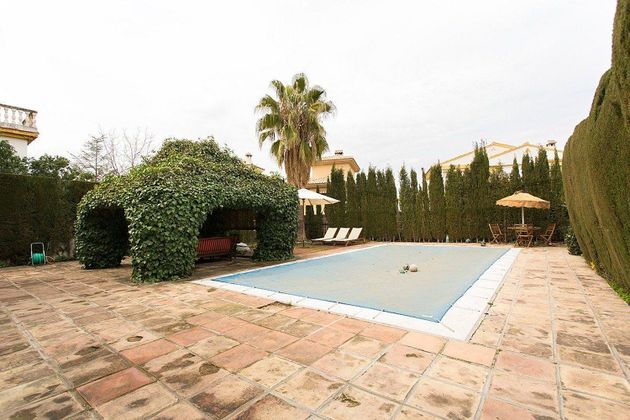 Foto 2 de Xalet en venda a Cájar de 6 habitacions amb terrassa i piscina