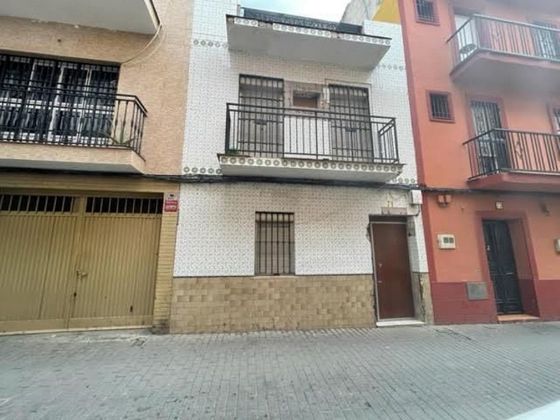 Foto 1 de Venta de chalet en La Plata de 3 habitaciones con terraza y balcón