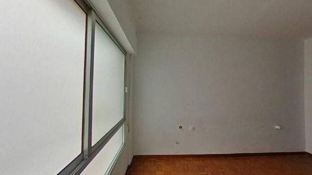 Foto 2 de Venta de piso en Centro - Huelva de 3 habitaciones con ascensor