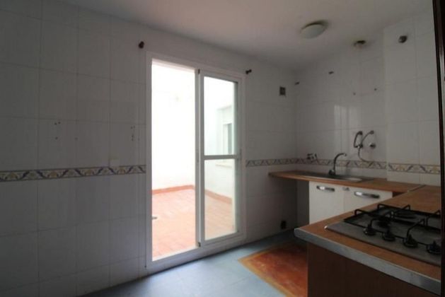 Foto 2 de Venta de piso en Coria del Río de 3 habitaciones con aire acondicionado y calefacción