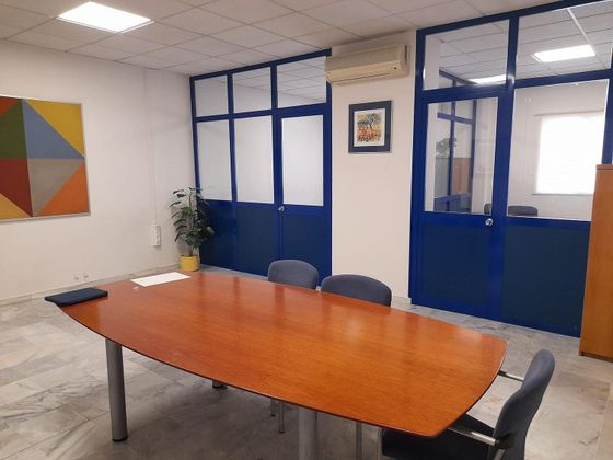 Foto 2 de Venta de oficina en Lepanto con aire acondicionado