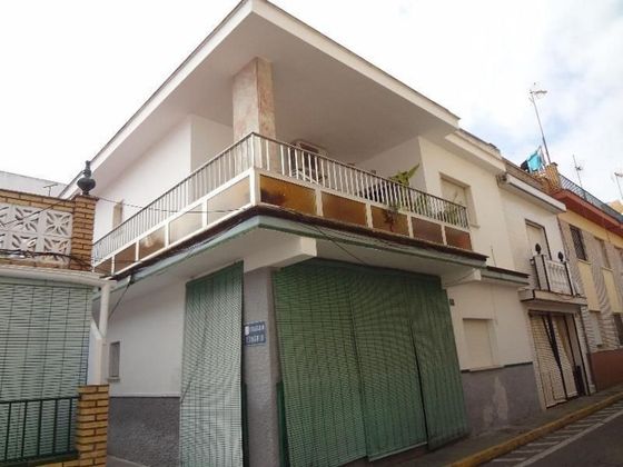 Foto 2 de Casa en venta en Punta Umbría de 2 habitaciones con terraza y balcón