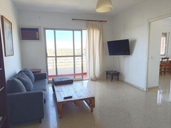 Foto 2 de Pis en lloguer a Bami - Tabladilla - La Estrella de 2 habitacions amb terrassa i mobles