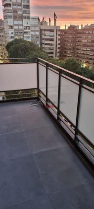 Foto 2 de Pis en lloguer a Centro - Murcia de 5 habitacions amb balcó i ascensor