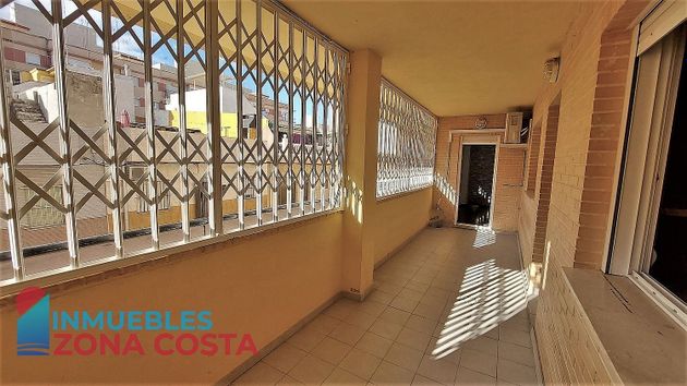 Foto 2 de Piso en venta en Las Islas de 3 habitaciones con terraza y aire acondicionado