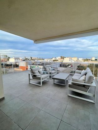 Foto 1 de Venta de piso en avenida De Les Marjals de 2 habitaciones con terraza y piscina