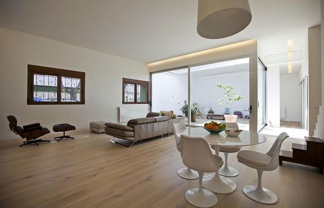 Foto 1 de Casa adossada en venda a Picanya de 5 habitacions amb terrassa i aire acondicionat