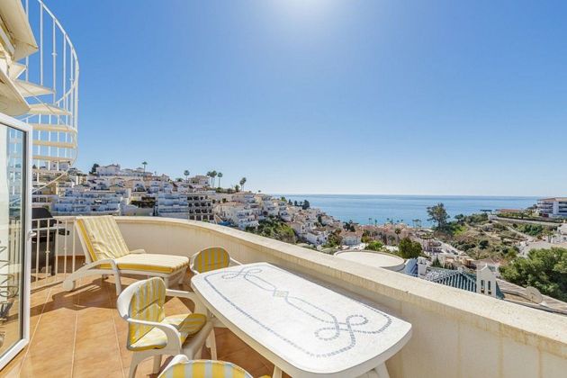 Foto 1 de Ático en venta en Nueva Nerja - Burriana de 3 habitaciones con terraza y piscina