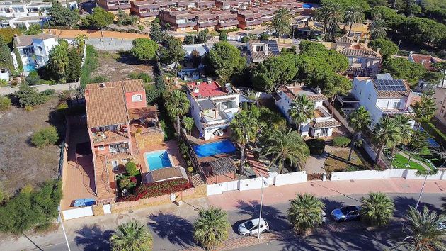 Foto 2 de Casa en venda a calle Calnegre de 5 habitacions amb terrassa i piscina