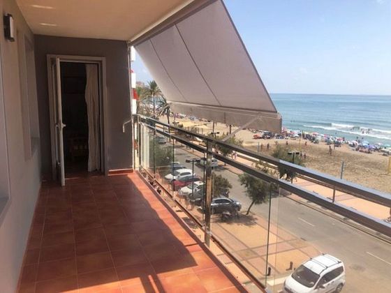Foto 1 de Pis en lloguer a paseo Marítimo Rey de España de 3 habitacions amb terrassa i piscina