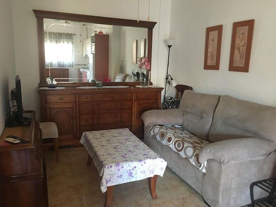 Foto 2 de Pis en lloguer a calle Molino de Viento de 1 habitació amb terrassa i mobles