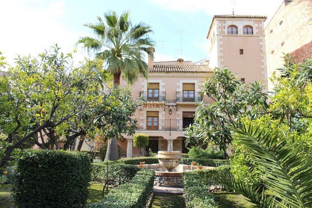 Foto 1 de Casa en venda a calle Cervantes de 10 habitacions amb terrassa i piscina