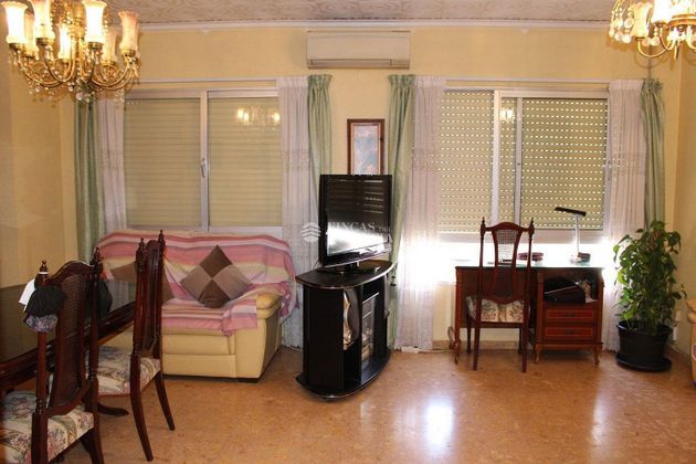 Foto 2 de Piso en venta en Antigua Moreria de 4 habitaciones con terraza y aire acondicionado