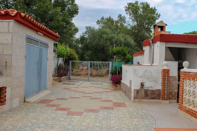 Foto 2 de Chalet en venta en Torres Torres de 2 habitaciones con terraza y piscina