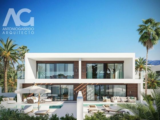 Foto 1 de Casa adosada en venta en Nueva Nerja - Burriana de 3 habitaciones con terraza y piscina