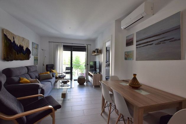 Foto 2 de Piso en alquiler en calle Francisco Cano de 2 habitaciones con terraza y muebles
