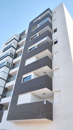 Foto 1 de Piso en venta en calle Juan Carlos I de 3 habitaciones con terraza y garaje