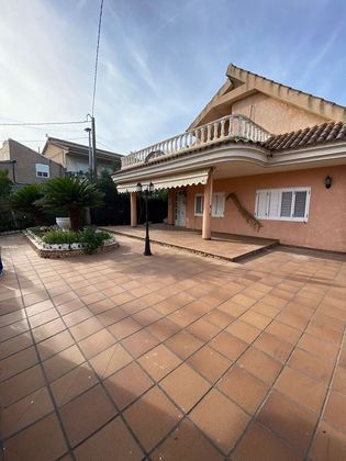 Foto 1 de Chalet en venta en carretera De la Ñora de 4 habitaciones con terraza y piscina