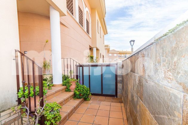 Foto 2 de Casa en venda a Utrera de 5 habitacions amb terrassa i piscina