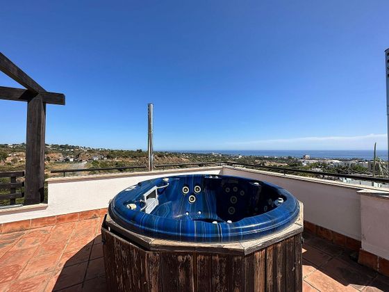 Foto 2 de Alquiler de dúplex en urbanización Santa Clara Golf de 2 habitaciones con terraza y piscina