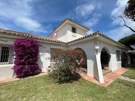 Foto 1 de Xalet en venda a Vistahermosa  - Fuentebravía de 7 habitacions amb terrassa i piscina