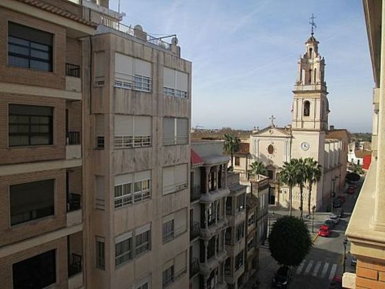 Foto 1 de Venta de piso en calle De la Mare de Déu de 3 habitaciones con balcón y aire acondicionado
