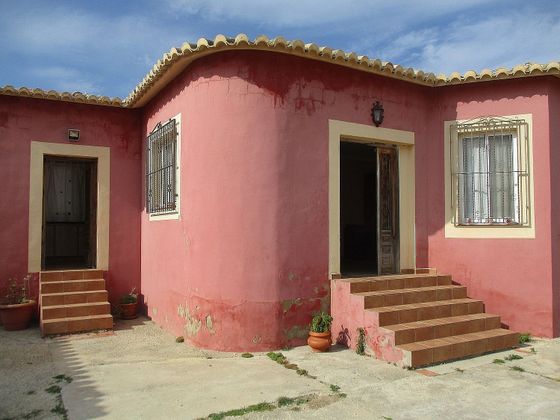 Foto 2 de Xalet en venda a La Vega - Marenyet de 4 habitacions amb terrassa i jardí