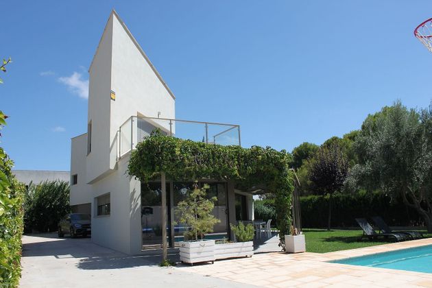 Foto 2 de Xalet en venda a Los Pinares-La Masía de 3 habitacions amb terrassa i piscina