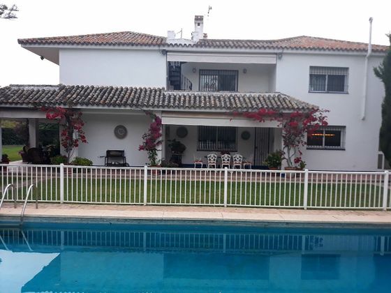 Foto 2 de Chalet en venta en Simon Verde de 9 habitaciones con terraza y piscina