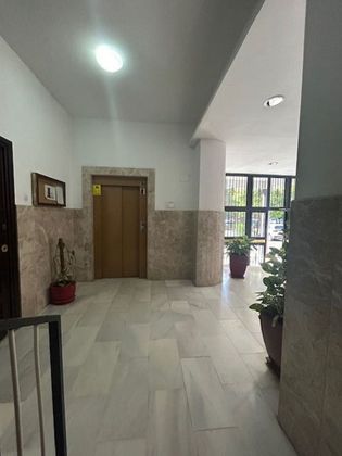 Foto 2 de Venta de piso en calle Virgen de la Antigua de 4 habitaciones con garaje y ascensor