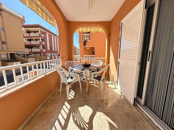 Foto 2 de Casa en venta en Moncófar playa de 3 habitaciones con terraza y piscina