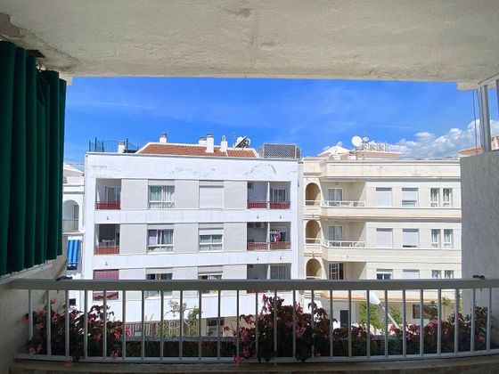 Foto 2 de Piso en venta en Centro - Nerja de 4 habitaciones con terraza y balcón