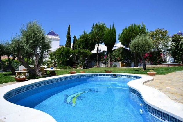 Foto 2 de Casa en venda a calle De Ronda de 6 habitacions amb terrassa i piscina