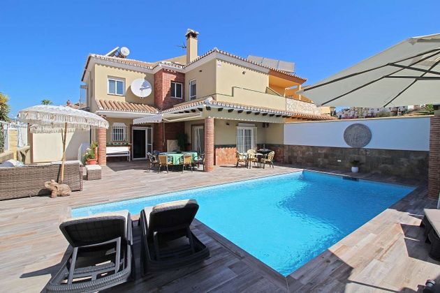 Foto 2 de Venta de casa en Poniente-Faro de 3 habitaciones con terraza y piscina
