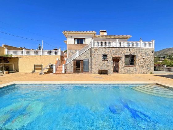 Foto 2 de Casa en venta en Almijara - Capistrano - Cueva de Nerja de 4 habitaciones con terraza y piscina