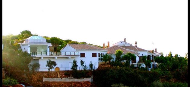 Foto 2 de Chalet en venta en Alhaurín el Grande de 13 habitaciones con terraza y piscina