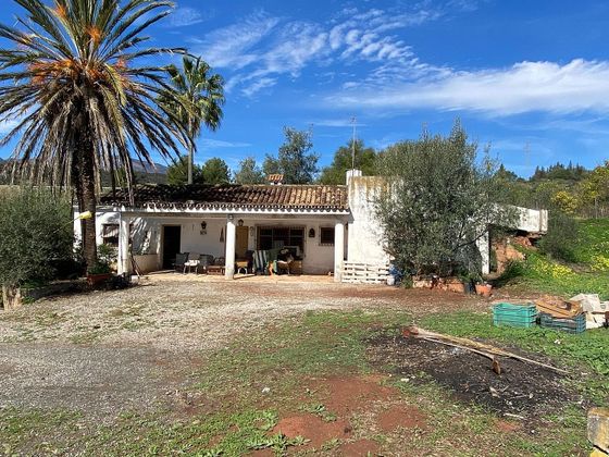 Foto 1 de Venta de casa rural en El Padrón - El Velerín - Voladilla de 2 habitaciones con terraza y piscina