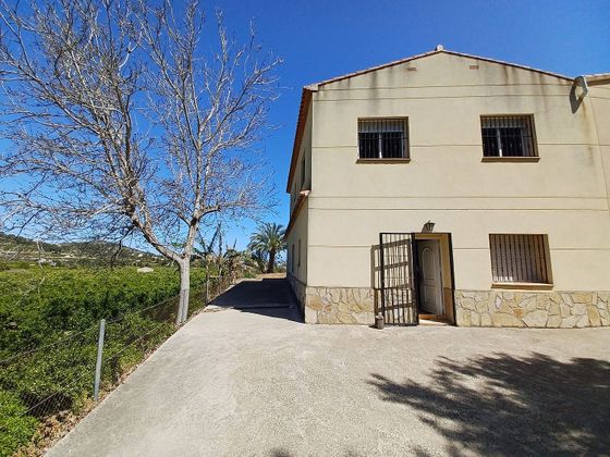 Foto 1 de Casa en venta en Oliva pueblo de 3 habitaciones con terraza y piscina