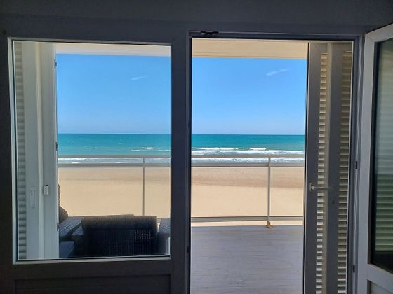 Foto 2 de Pis en venda a Oliva Playa de 3 habitacions amb terrassa i garatge