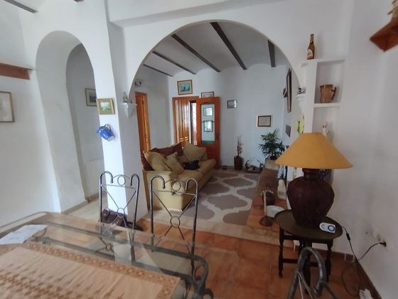Foto 1 de Casa adosada en venta en Oliva pueblo de 3 habitaciones con terraza y piscina