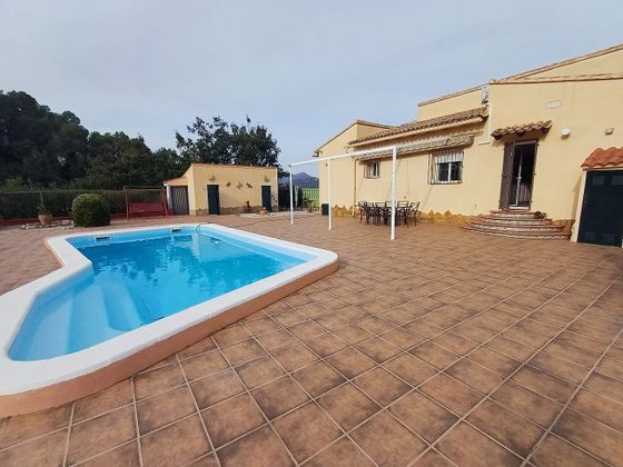 Foto 1 de Venta de casa en Villalonga de 3 habitaciones con terraza y piscina