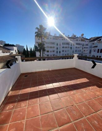 Foto 1 de Piso en venta en Parque de la Paloma de 1 habitación con terraza y piscina